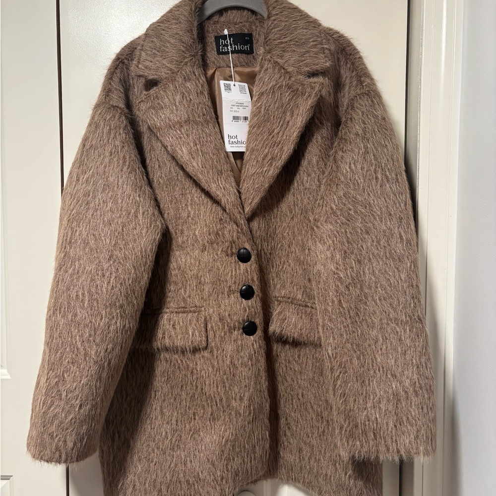 Women's Faux Fur Coat - Tan - Picture 3 of 5